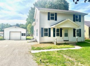 265 Knox St, Lowell, WI 53557