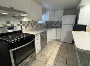 2032 W Erie St #G, Chicago, IL 60612