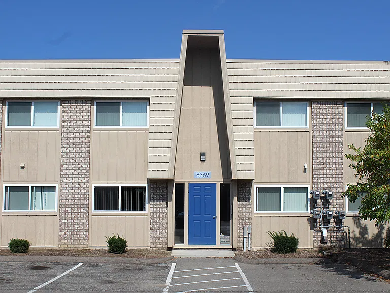 Woodcrest Apartments — Photo 23