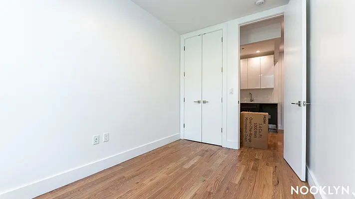 Rented by Nooklyn NYC LLC | media 9