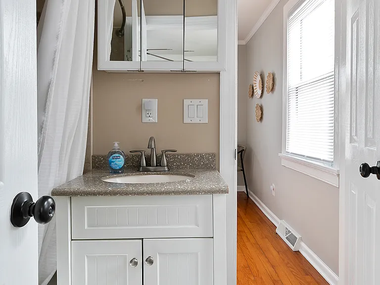 304 Sunset Cir — Photo 23
