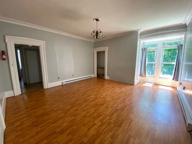 9 Tamara Ln — Photo 2