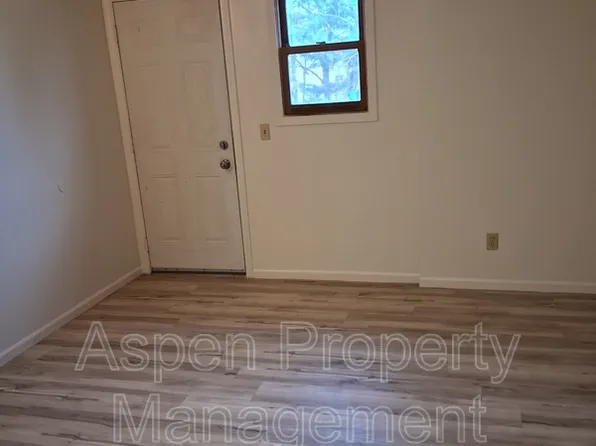 12149 Dmc Hwy, Burlington, IA