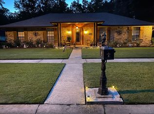 1035 Rue Desiree, Baton Rouge, LA 70810