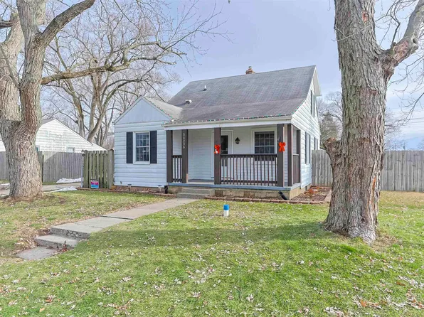 54296 Maple Lane Ave, South Bend, IN 46635