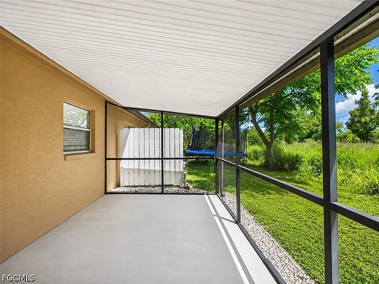 18541 Iris Rd — Photo 15