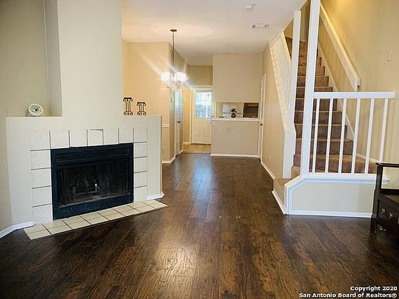 2nd image of 12240 Apricot Dr