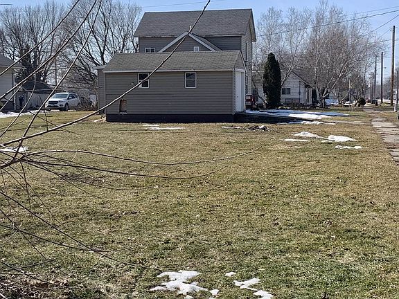 4th image of 1198 Eastern Ave