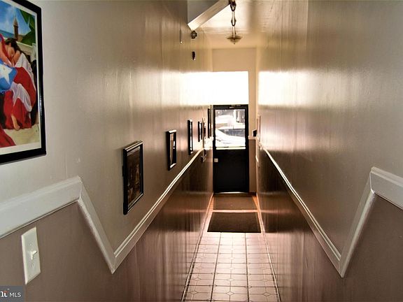 2nd image of 507-09 W Girard Ave