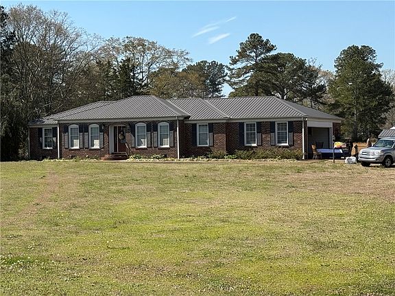 2nd image of 121 Nautical Way