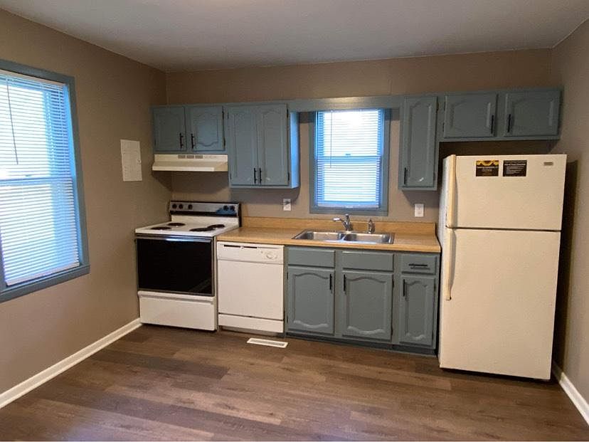 Kitchen #1