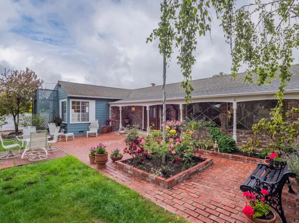 14 W Rianda Rd, Watsonville, CA 95076