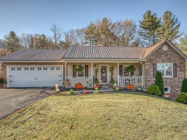 480 Hemlock St, Mountain City, TN 37683