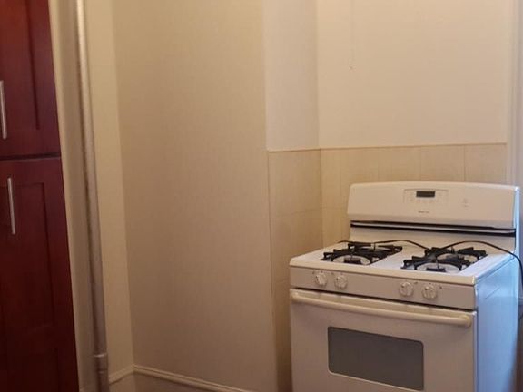 2nd image of 3027 34th St APT 10