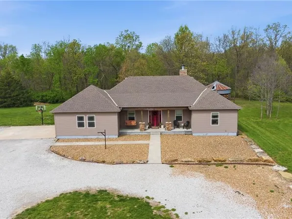 5317 Afek Rd, Higginsville, MO 64037