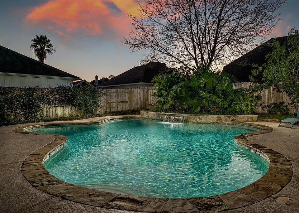 1st image of 15311 Wisteria Springs Dr