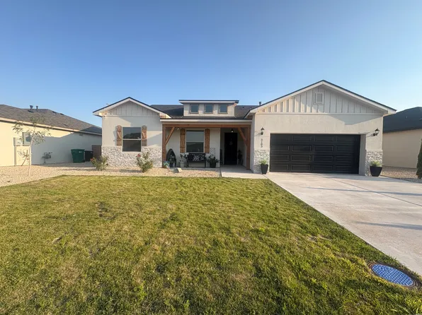 5103 W King Kelly Rd, Hobbs, NM 88240
