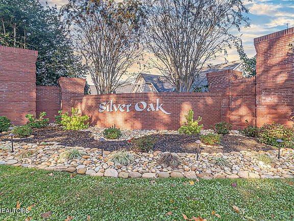 3rd image of 1187 Silver Leaf Dr