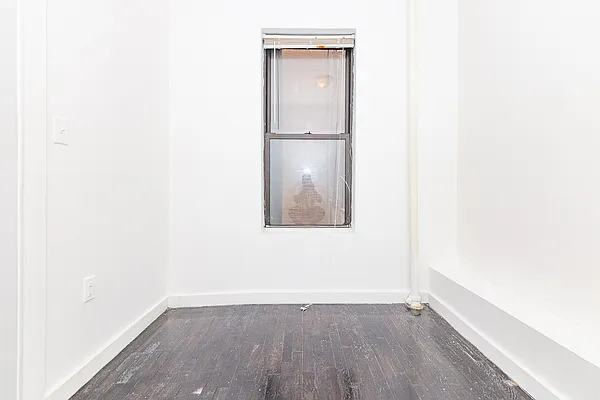Rented by MySpaceNYC | media 6