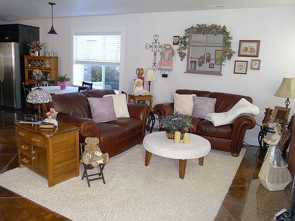 5th image of 4761 Greystone Way