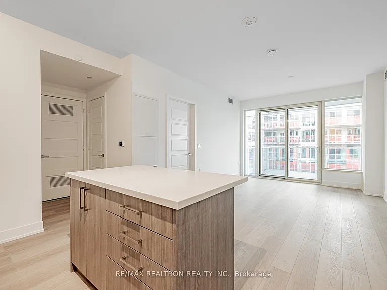 333 Sunseeker Ave #408 — Photo 14