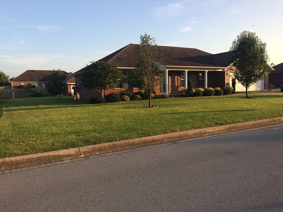 2nd image of 3100 Newcastle Dr