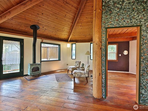 5th image of 3634 Harper Street