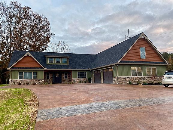 3rd image of 230 Sunset Harbor Dr