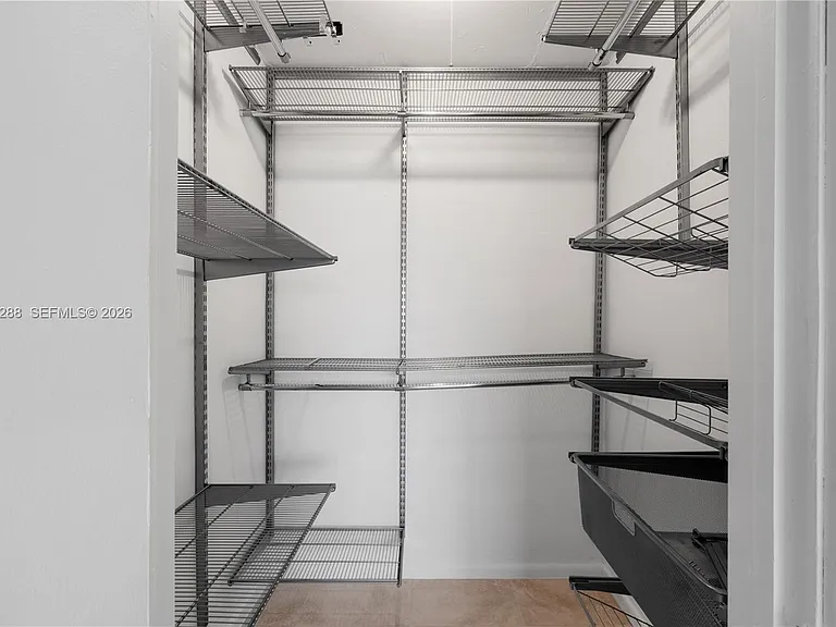 932 SW 6th St #5 — Photo 19