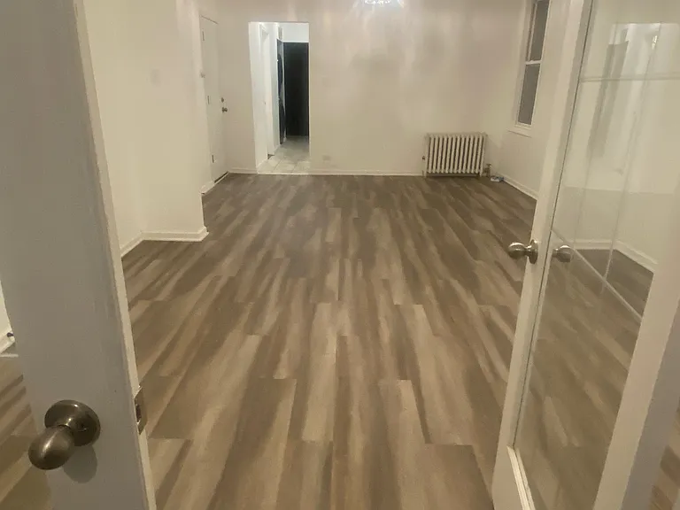 611 4th St #2 — Photo 5
