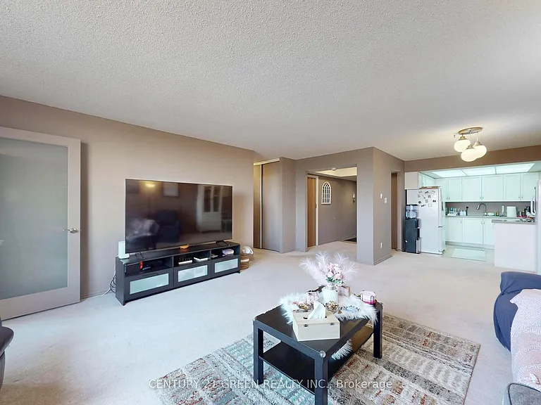 310 Mill St S #712 — Photo 9
