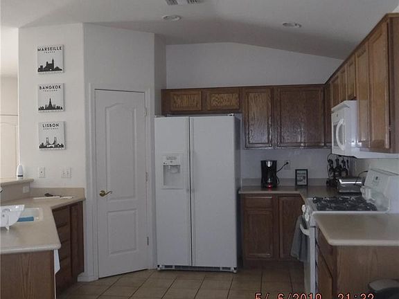 5th image of 2427 Sabino Dr