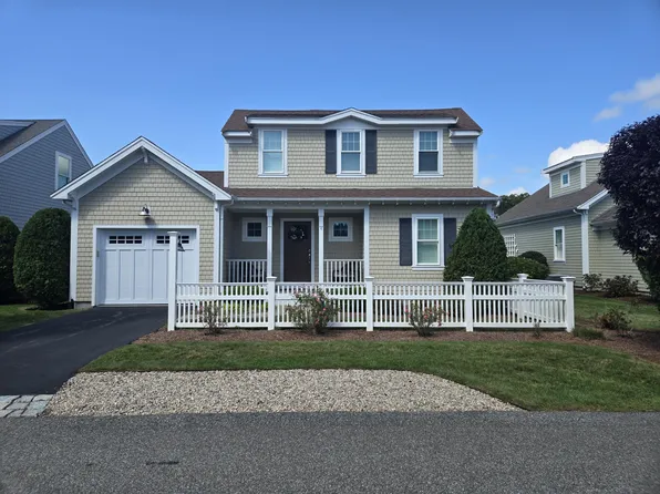 5 Saltwater Circle, Mashpee, MA 02649