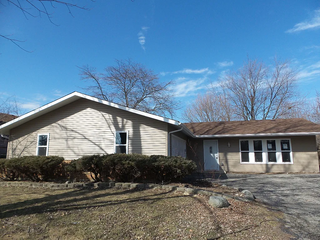 326 Rockhurst Rd photo 1