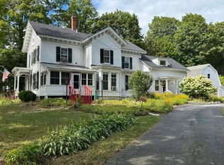 25 Grove St, Brandon, VT 05733