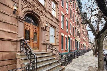 264 9th Street #3C
