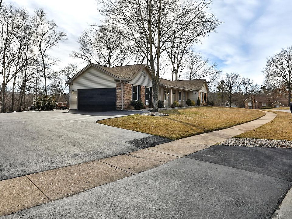 15124 Isleview Dr, Chesterfield, MO 63017 Zillow
