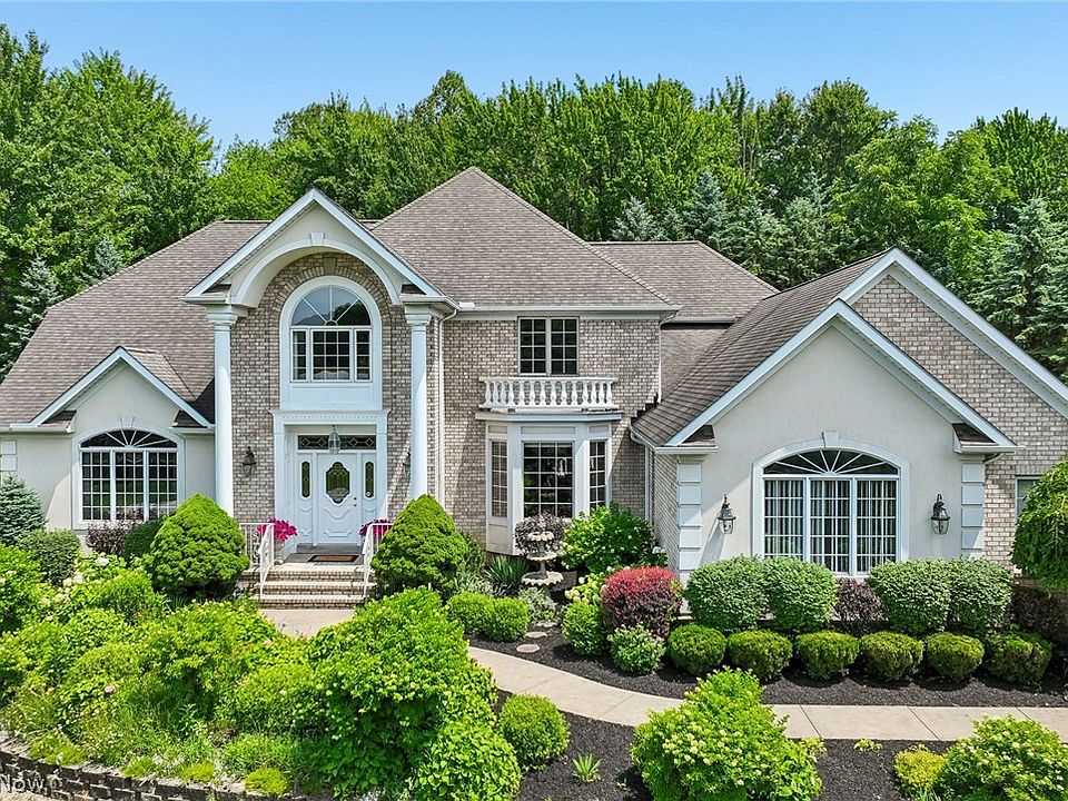 1st image of 9567 Woodcroft Ct