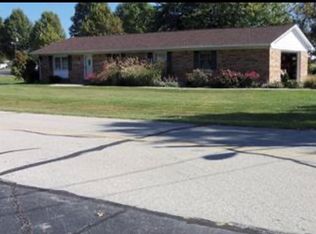 9847 Central Ave, Dillsboro, IN 47018