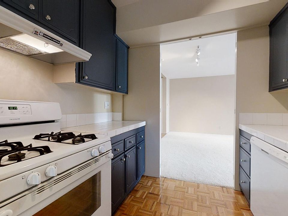 1st image of 874 Hammond St APT 8