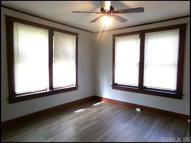 2100 Valmar St — Photo 12