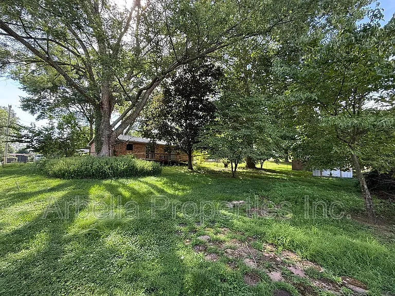 2708 Granbrook Dr — Photo 23