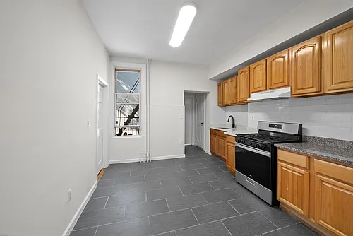 67 Franklin St #2 Photo 1