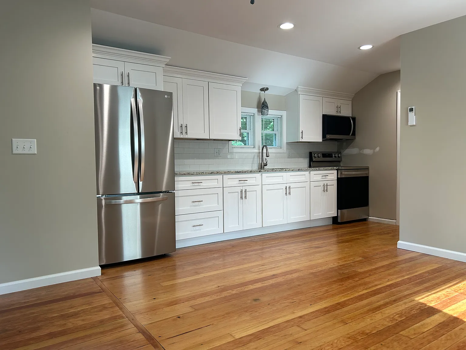 1 bed, 1.5 bath, 1152 sqft, $2,700 — Photo 4