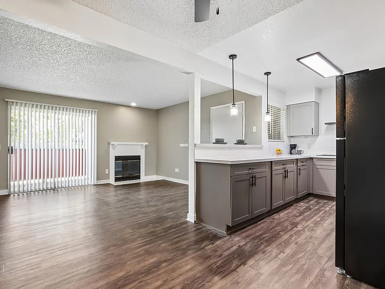 evRIA Diamond Valley — Photo 6