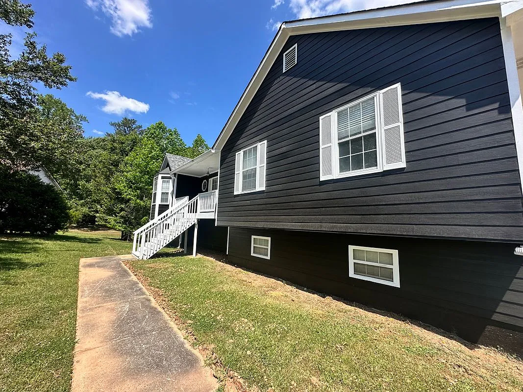 Building Photo - 312 Stillwood Ct