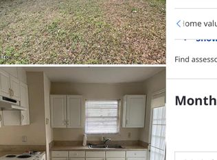 3717 Catalina St, Pascagoula, MS 39581