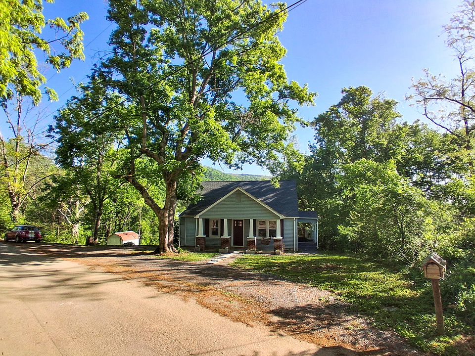 1st image of 208 Mountain Rd