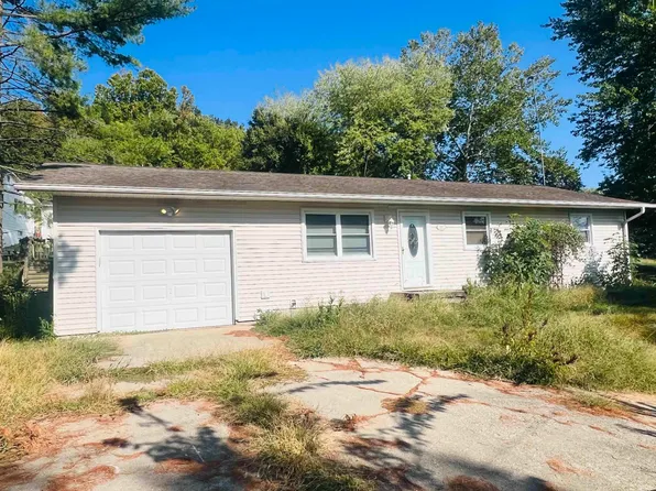 902 Lower Circle Dr, Shoals, IN 47581