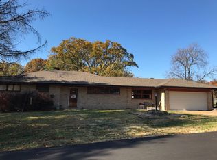 311 Park Dr, Festus, MO 63028